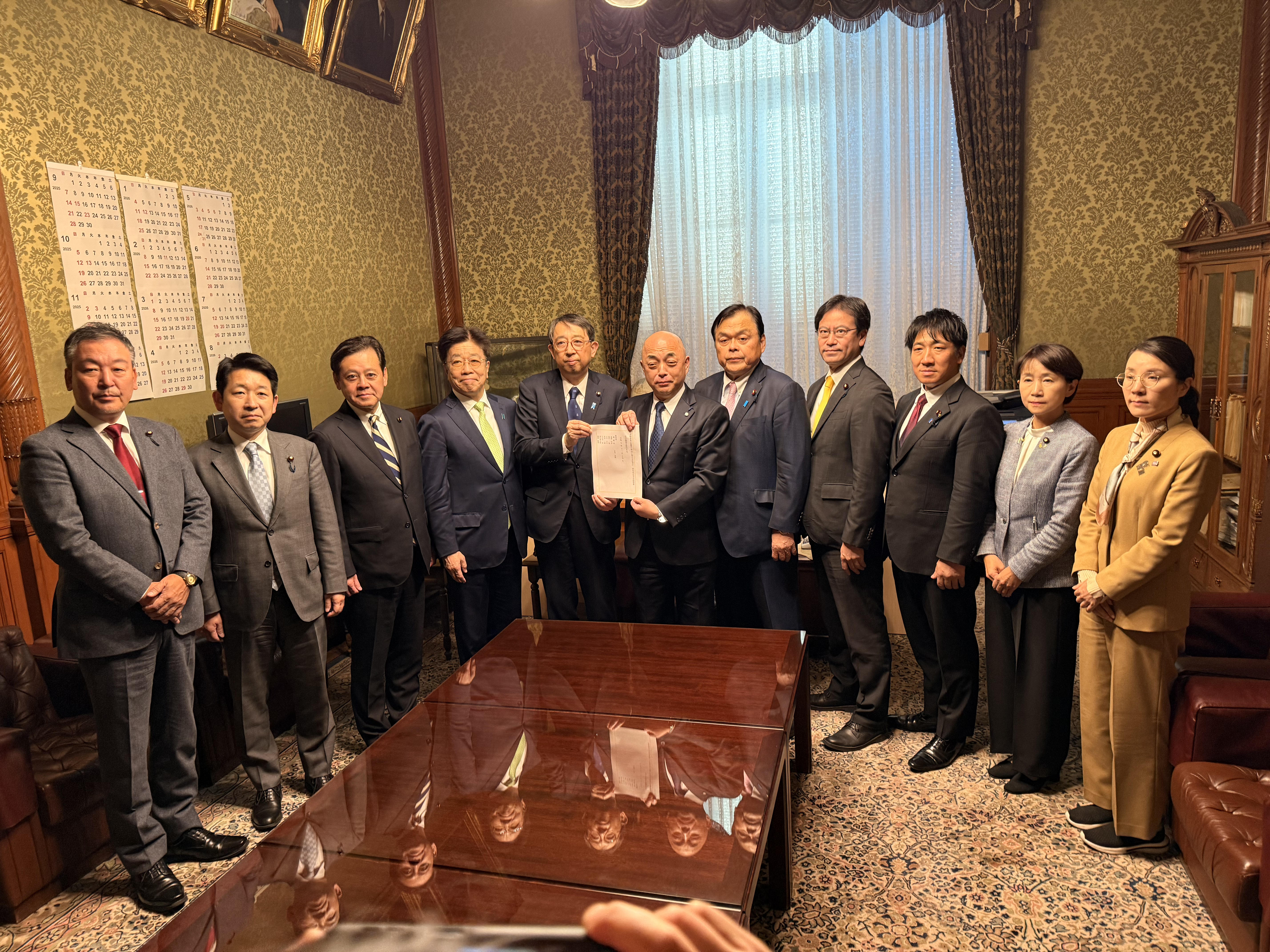 2025年12月15日(月) 運輸事業の振興の助成に関する法律の一部を改正する法律案を提出