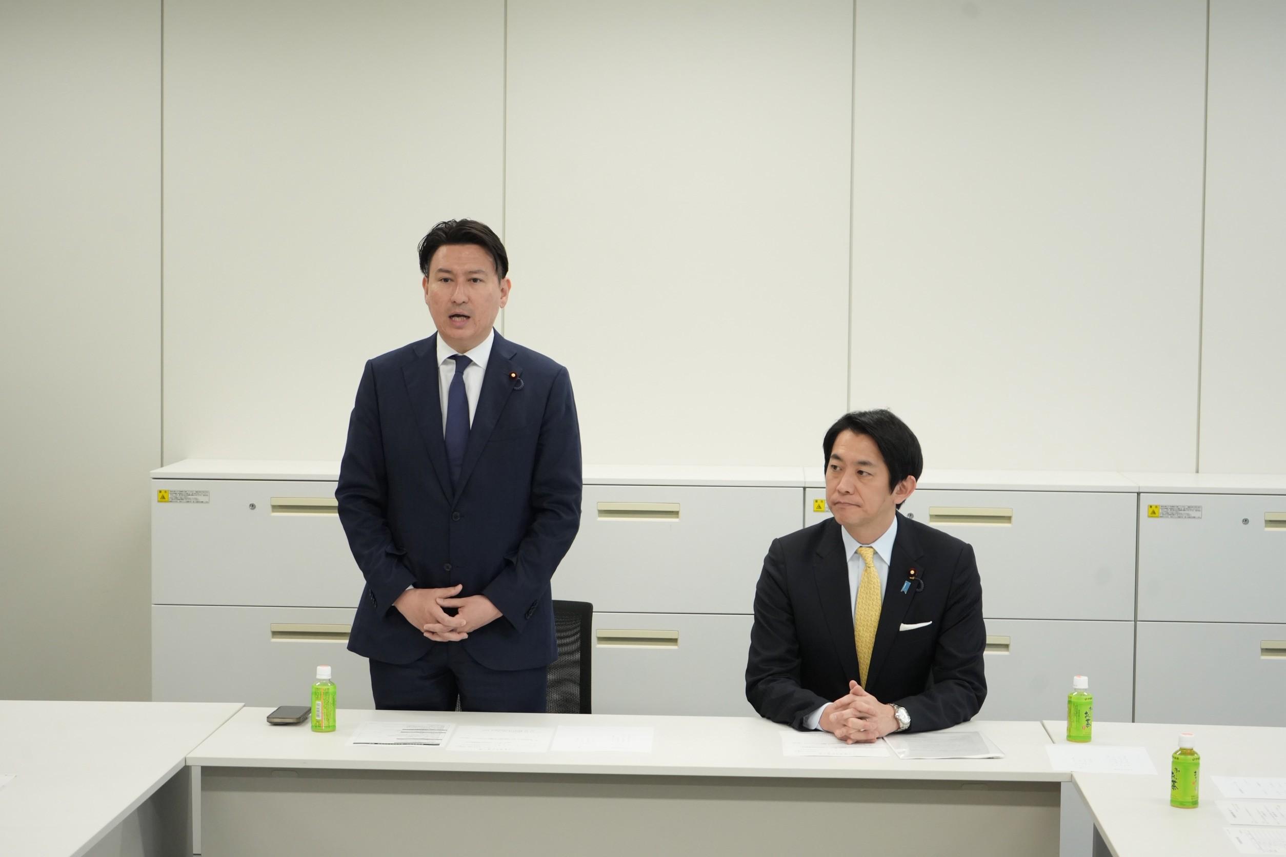 与党政策責任者会議が行われました