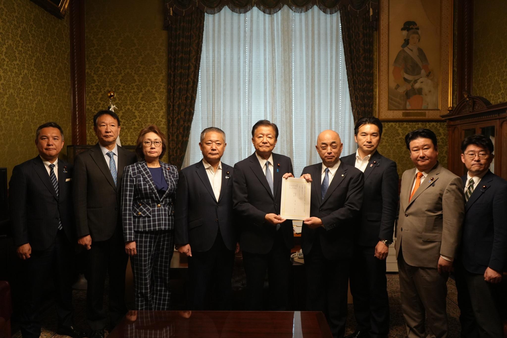 国民投票法について維新、自民、国民、参政の4党から提出