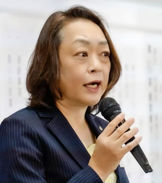 森口 あゆみ